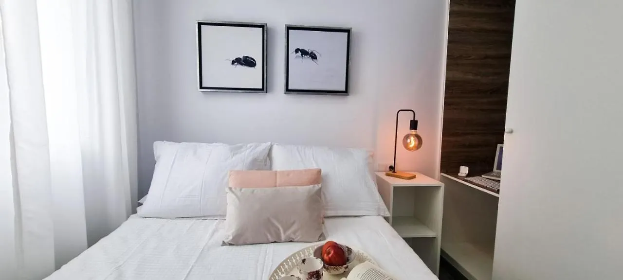 Cozy & Quiet Apartment Capitan Huelin Malaga
